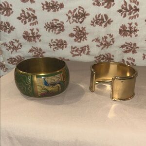 Elegant Gold and Green Bangle Set